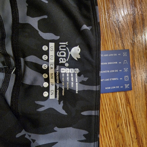 NEW Leggings with Pockets for Women ♡ High Waisted♡ Gray Camouflage Print Size M - Picture 8 of 10